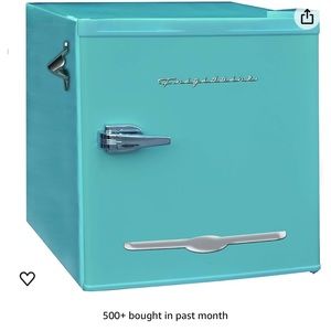Frigidaire Retro Mini Fridge